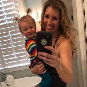 Meet your Posher, Alicia